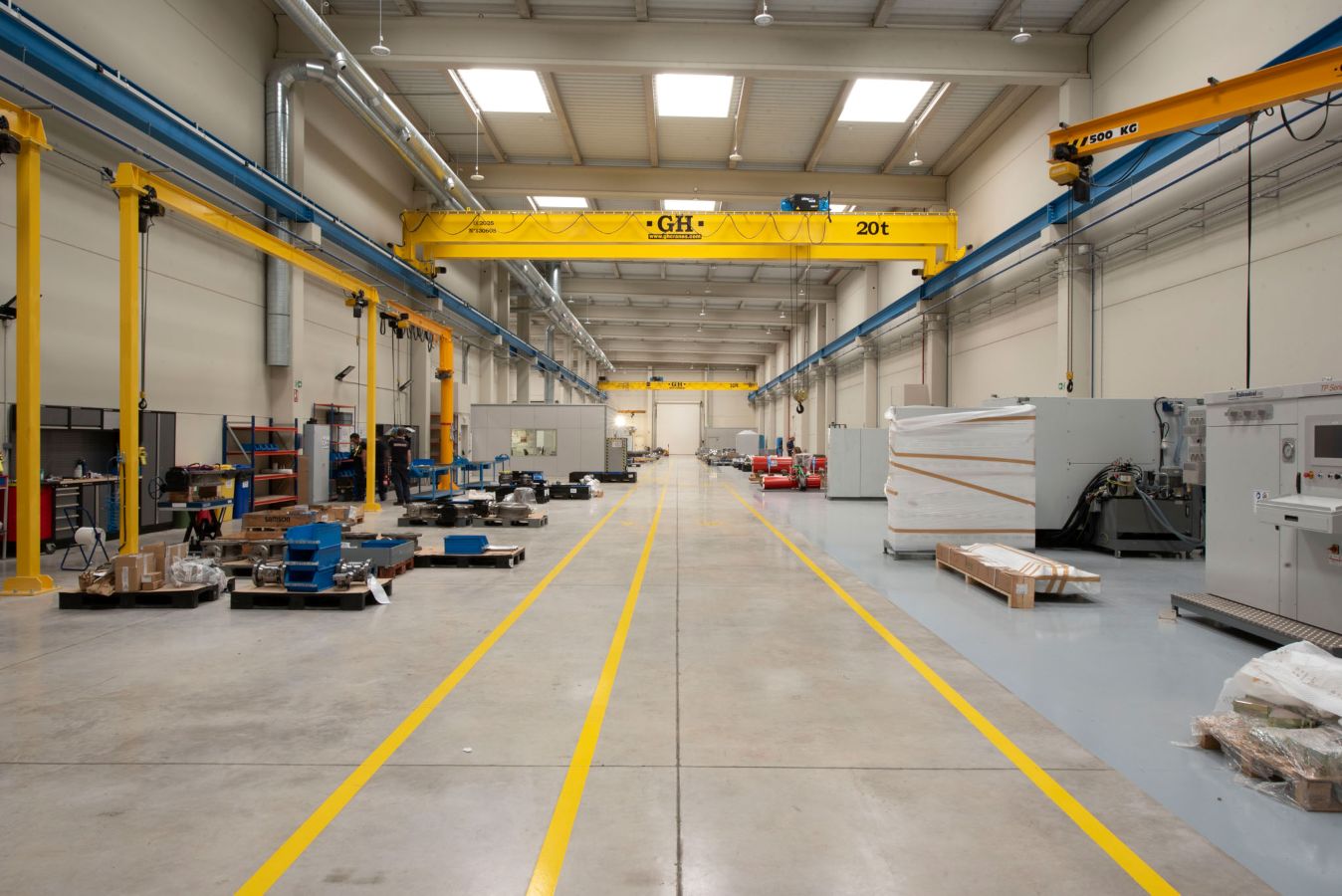 Oficinas y espacios industriales en Ringo
